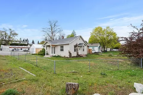 Exterior - 7422 E 3rd Ave, Spokane Valley, WA 99212 photo 5 of 5