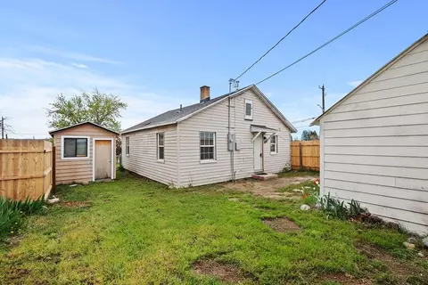 Exterior - 7422 E 3rd Ave, Spokane Valley, WA 99212 photo 1 of 5
