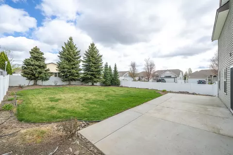 1702 W Tree Ln, Spokane, WA 99208 photo 23