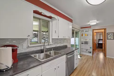 11422 E 9th Ave, Spokane Valley, WA 99206 photo 8
