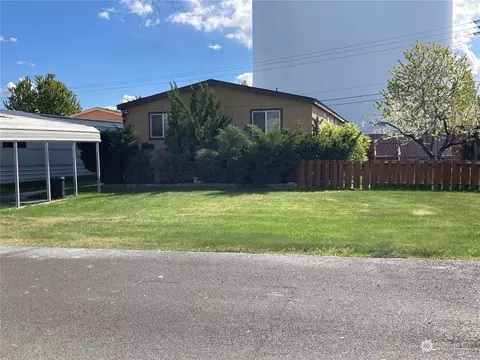 3131 W Wapato Dr #23, Moses Lake, WA 98837