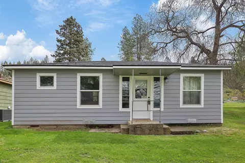 6729 Heron Way, Nine Mile Falls, WA 99026
