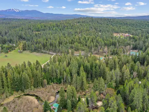 100 E Nn E Bridges Rd, Elk, WA 99009