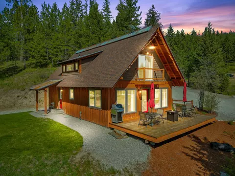 4149 Garden Spot Rd # B, Loon Lake, WA 99148