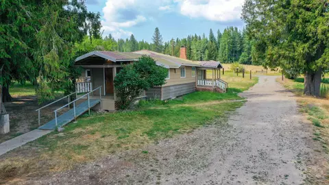 561 Bond Rd, Cusick, WA 99119 photo 4