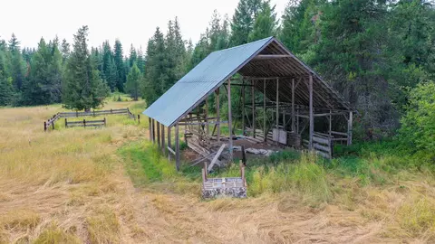 561 Bond Rd, Cusick, WA 99119 photo 8