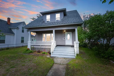 1924 W Indiana Ave, Spokane, WA 99205