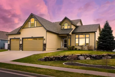 4111 W Moonlight Ave, Spokane, WA 99208
