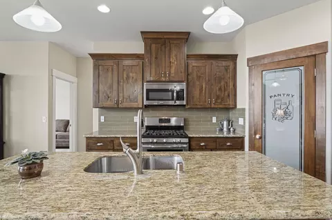 8718 E Clearview Ln, Spokane, WA 99217 photo 15