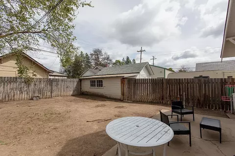 553 E Longfellow Ave, Spokane, WA 99207 photo 21