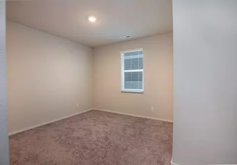Bedroom - 1111 E Silver Pine Rd, Colbert, WA 99005 photo 3 of 6