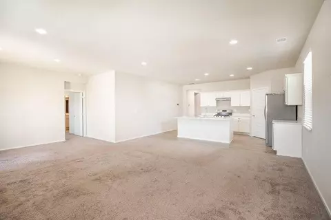 Living - 1111 E Silver Pine Rd, Colbert, WA 99005 photo 2 of 3