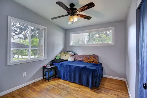 Bedroom - 3712 E 11th Ave, Spokane, WA 99202 photo 2 of 3
