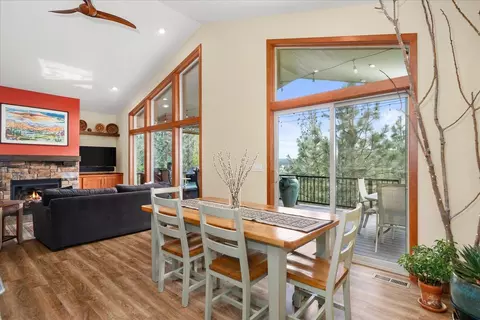 216 E Sapphire Ln, Spokane, WA 99208 photo 11
