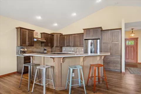 216 E Sapphire Ln, Spokane, WA 99208 photo 6