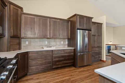 216 E Sapphire Ln, Spokane, WA 99208 photo 8