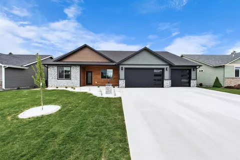 1007 N High Desert Dr, Deer Park, WA 99006