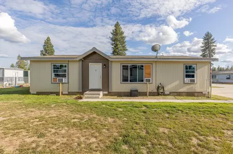 40414 N Newport Hwy # 9, Elk, WA 99009