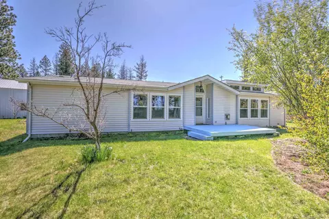 16824 W Stoughton Rd, Cheney, WA 99004