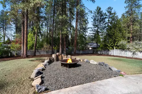 1013 E Bedivere Dr, Spokane, WA 99218 photo 38