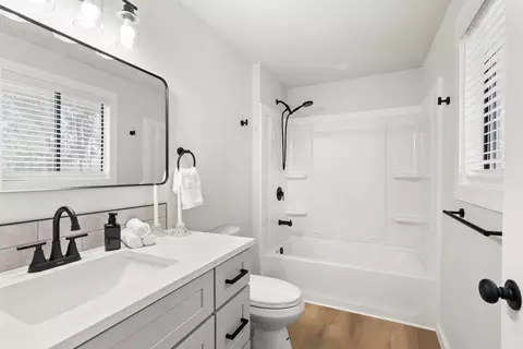 1013 E Bedivere Dr, Spokane, WA 99218 photo 30
