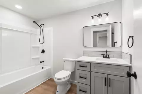 1013 E Bedivere Dr, Spokane, WA 99218 photo 26