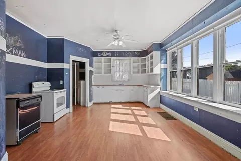 Kitchen - 1007 E Baldwin Ave, Spokane, WA 99207 photo 1 of 3