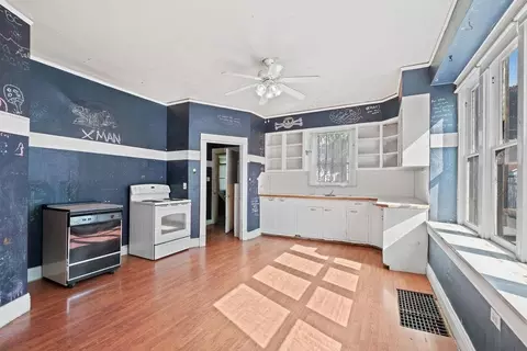 Kitchen - 1007 E Baldwin Ave, Spokane, WA 99207 photo 2 of 3