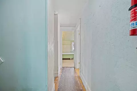 Entry Way - 1007 E Baldwin Ave, Spokane, WA 99207 photo 1 of 1