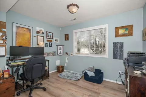 806 E Blackhawk Dr, Spokane, WA 99208 photo 27