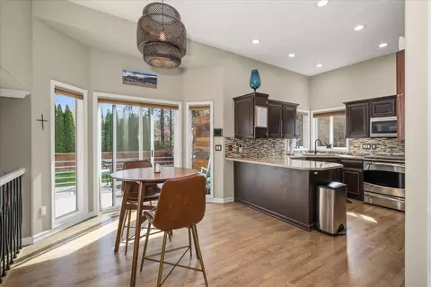 806 E Blackhawk Dr, Spokane, WA 99208 photo 8