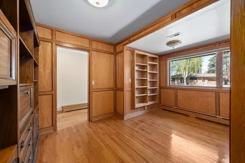 Living - 1816 E 36th Ave, Spokane, WA 99203 photo 11 of 14