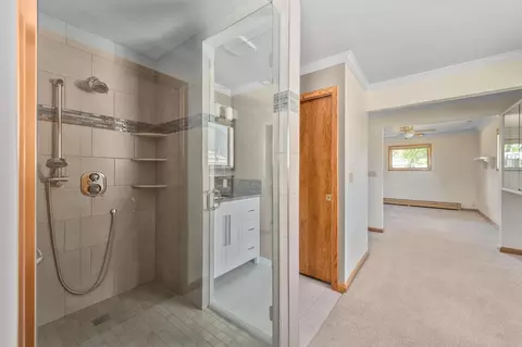Bath - 1816 E 36th Ave, Spokane, WA 99203 photo 3 of 8