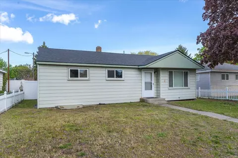 709 E Dalke Ave, Spokane, WA 99208 photo 4