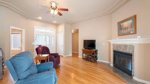 Living - 34 E Falcon Ave #., Spokane, WA 99218 photo 3 of 6