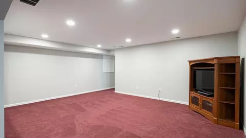Living - 34 E Falcon Ave #., Spokane, WA 99218 photo 5 of 6