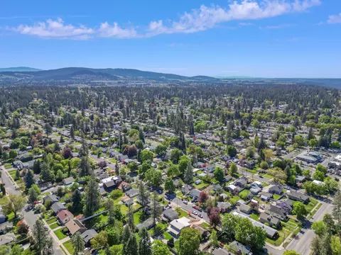 705 E 35th Ave, Spokane, WA 99203 photo 43