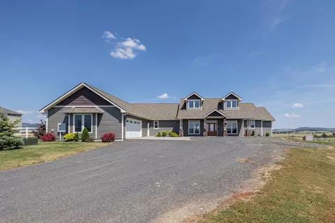 13801 E Crisler Ave, Valleyford, WA 99036