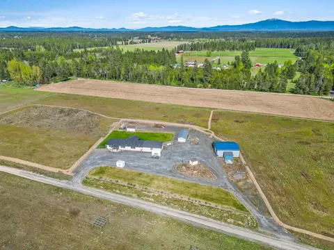 8208 W Owens Rd, Deer Park, WA 99006