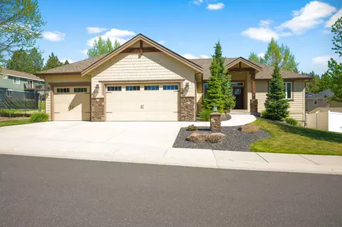 7 E Hillcrest Dr, Colbert, WA 99005