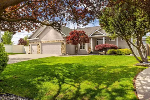 24605 E Sinto Ln, Liberty Lake, WA 99019