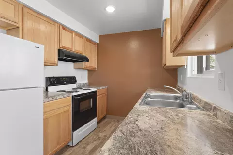 1716 Everett Ave, Spokane, WA 99207 photo 8
