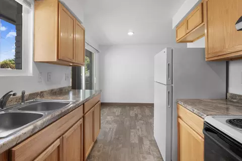 1716 Everett Ave, Spokane, WA 99207 photo 9