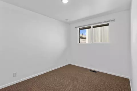 1716 Everett Ave, Spokane, WA 99207 photo 12