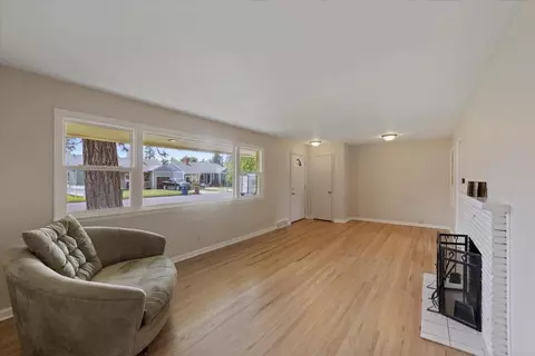 Living - 1123 E 39th Ave, Spokane, WA 99203 photo 3 of 3