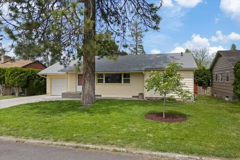 Exterior - 1123 E 39th Ave, Spokane, WA 99203 photo 2 of 13