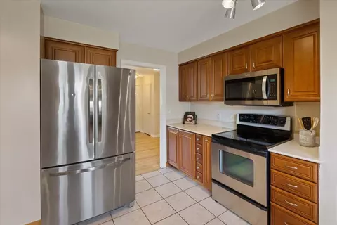 Kitchen - 1123 E 39th Ave, Spokane, WA 99203 photo 2 of 4