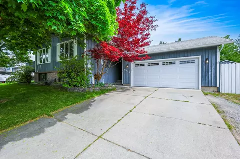 9410 N Farmdale St, Spokane, WA 99208