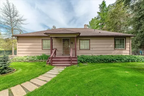 3801 E Chattaroy Rd, Chattaroy, WA 99003