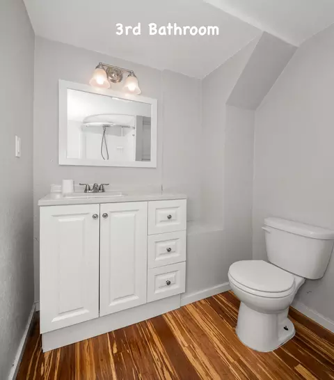 Bath - 11414 E 16th Ave, Spokane Valley, WA 99206 photo 3 of 4